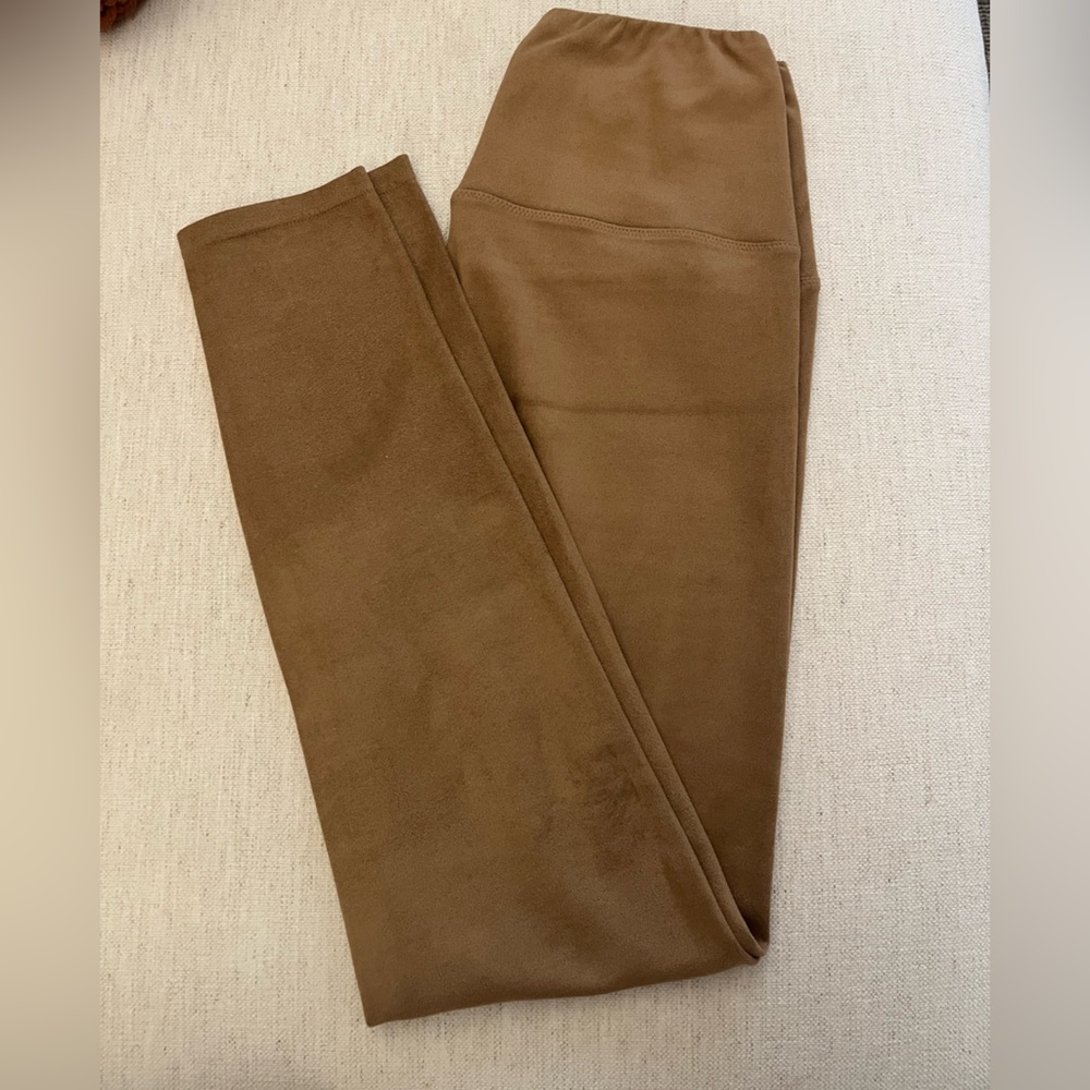 Aritzia suede leggings